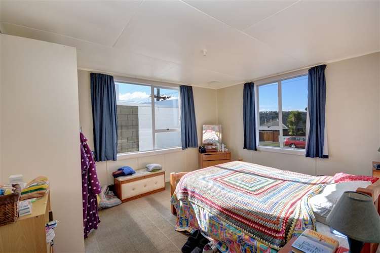 32 Riselaw Road Calton Hill_5