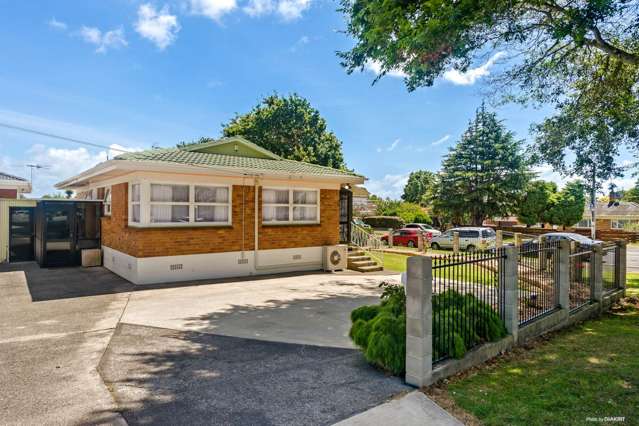 1/1 Selwyn Road Manurewa_1