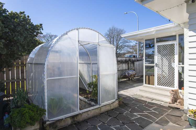 2 Lytton Road Riverdale_14