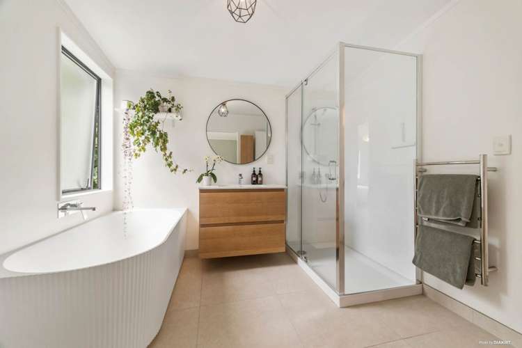 19/61A Birkdale Road Birkdale_11