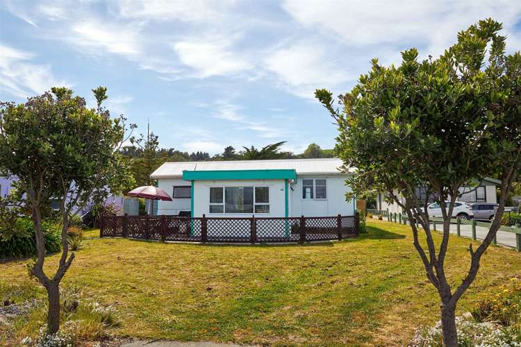 99 South Bay Parade Kaikoura_36