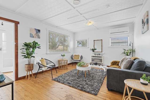 102 Centennial Avenue Waitara_1