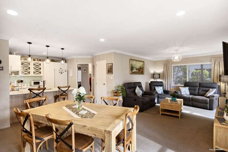 33/111 Santa Monica Drive (Pacific Palms Resort)_0