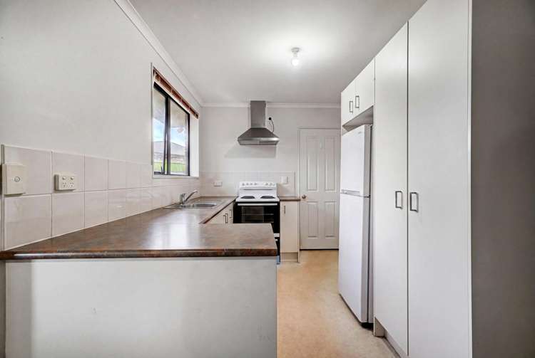 11 Plumstead Rise Glen Eden_13