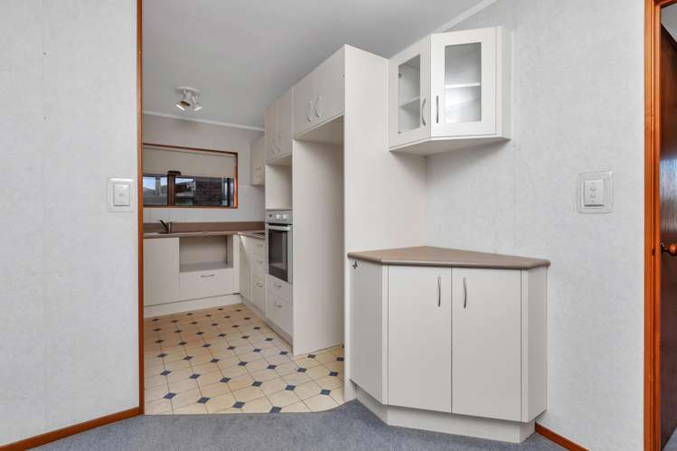 15 Selwyn Avenue Avenues_9