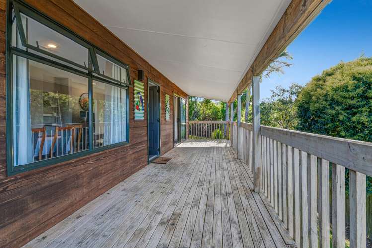 8 Empressa Heights Helensville_4