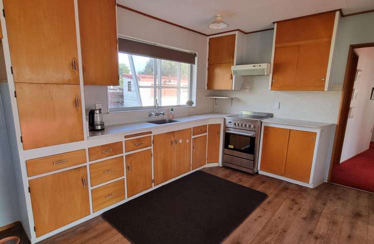 20 Erskine Street Tuatapere_1