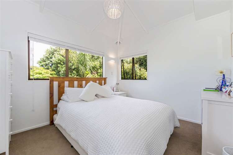 56 William Bayes Place Red Beach_29