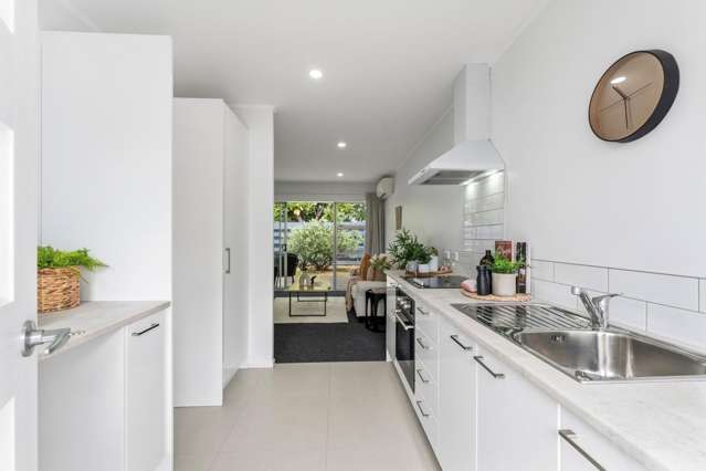 2/30 Gobray Crescent Mt Maunganui_4
