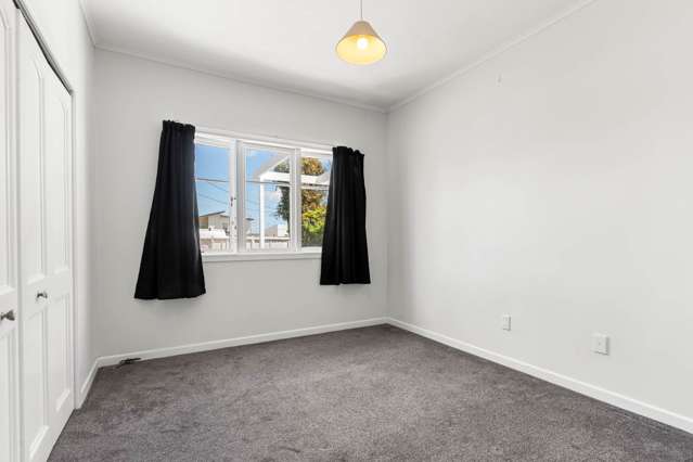 74 Oakdale Road Hillsborough_3