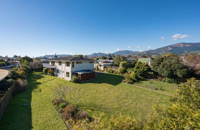 2 Balmoral Place Stoke_1