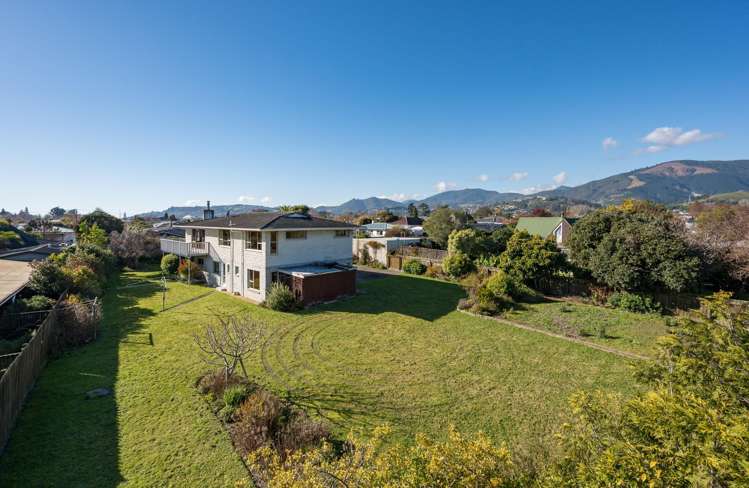 2 Balmoral Place Stoke_1