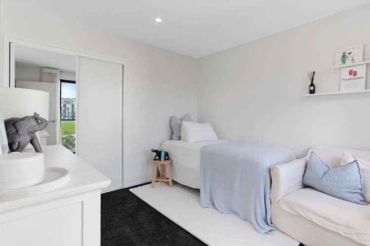 55 Bonair Crescent Millwater_14