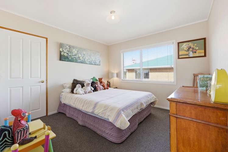 166 Torkar Road Clarks Beach_23
