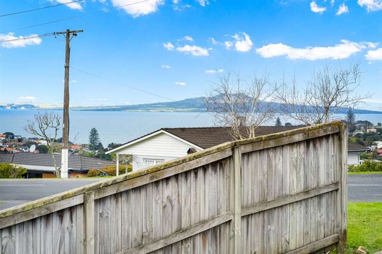 61 Knights Road Rothesay Bay_12