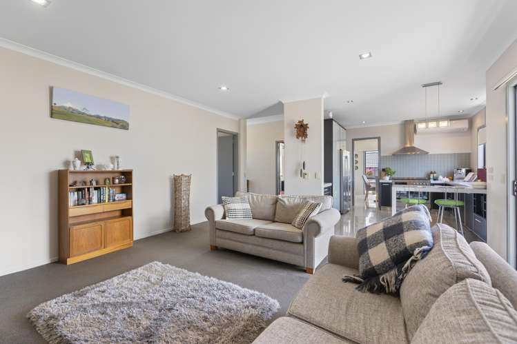 48 Karamea Street Whalers Gate_3