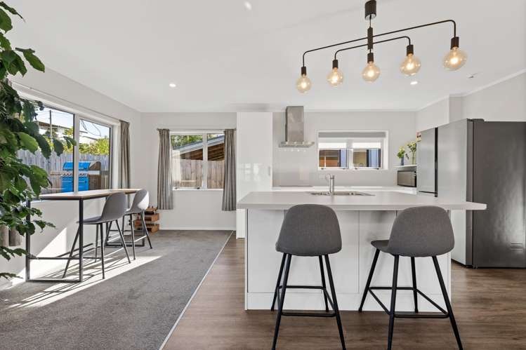 1/45 Bay Street Red Beach_2