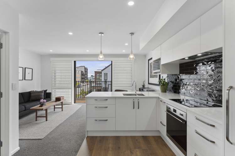 2/2 Unga Place Beachlands_5