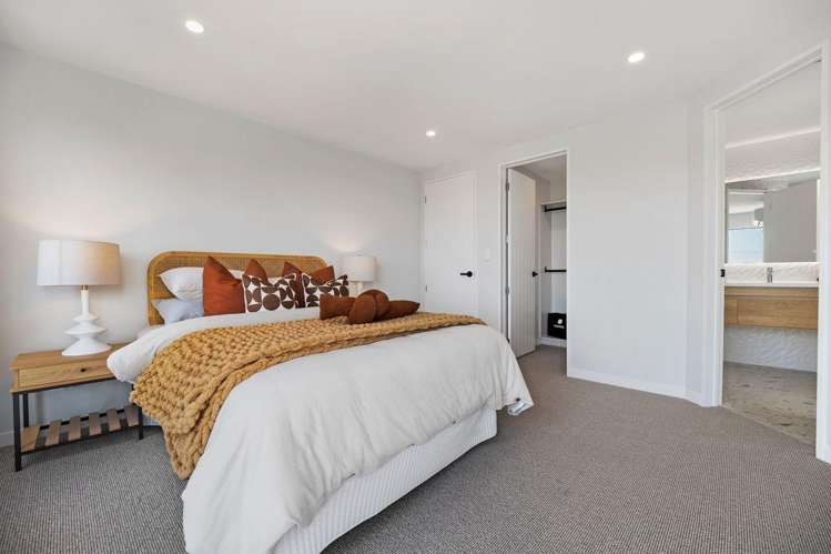 2/8 Park Rise Campbells Bay_12