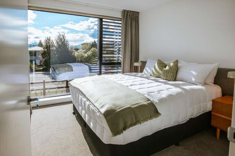 5 Rowley Place Wanaka_10