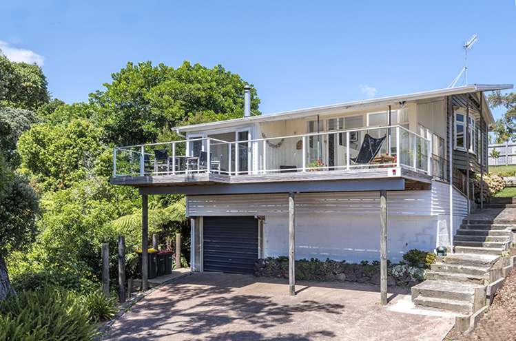 12 Rangitoto View Road Cockle Bay_18