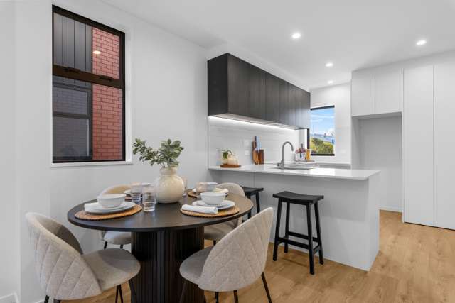 1/7 Donald Place Merivale_2