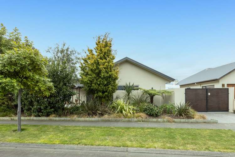 27 Tasman Drive Poraiti_21