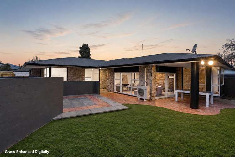 17 Woodham Courts_0