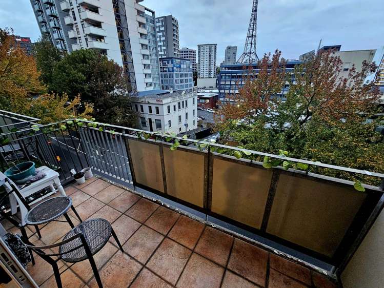 3B/82 Wakefield Street_5