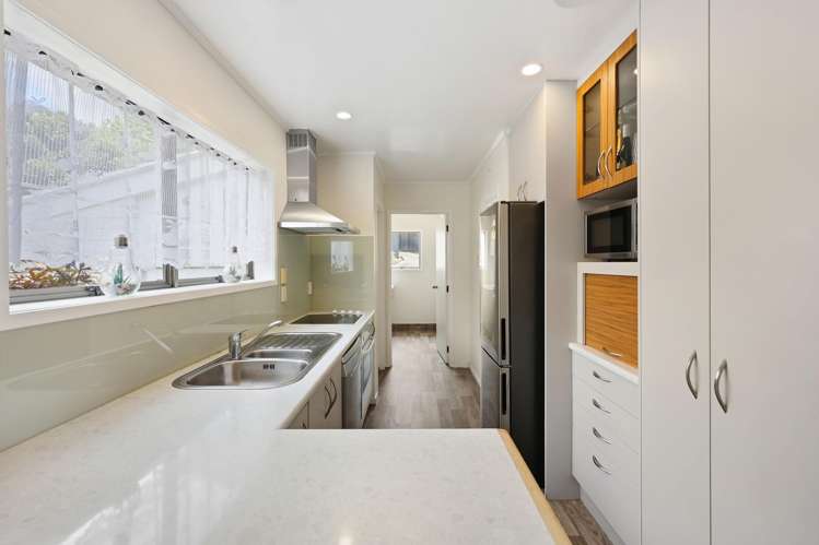 2/30 Curacao Place Half Moon Bay_12