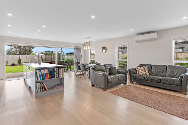 8 Tuatahi Avenue Solway_11