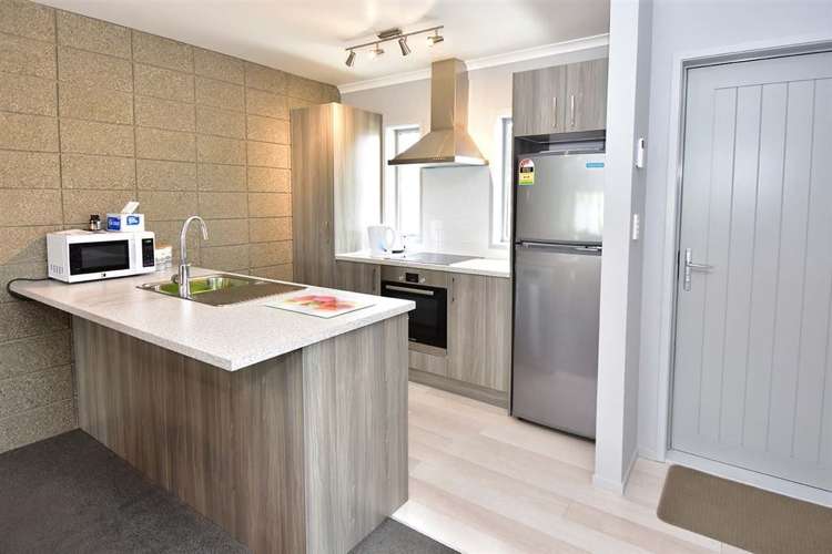 3/925 Whangaparaoa Road Manly_7