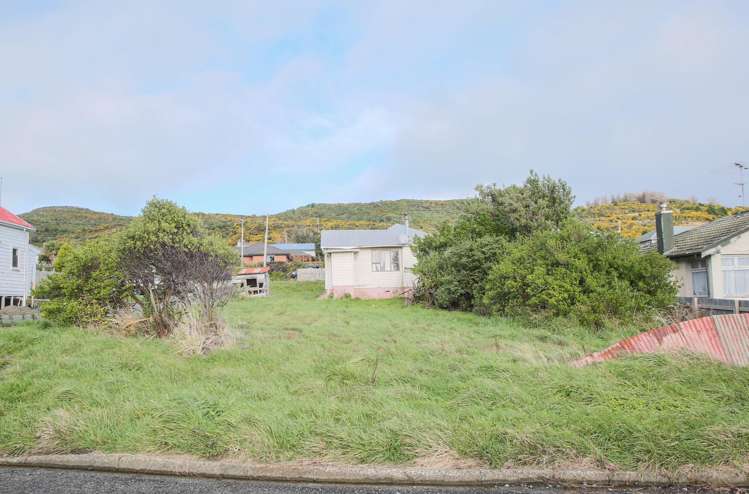 11 Theodore Street Bluff_17