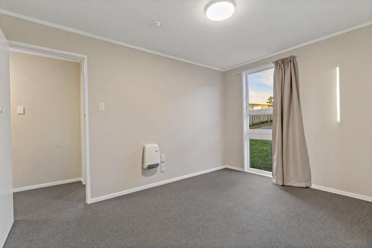 20 Grandison Crescent New Lynn_6