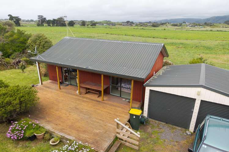 28 Kitchener Street Te Horo_3