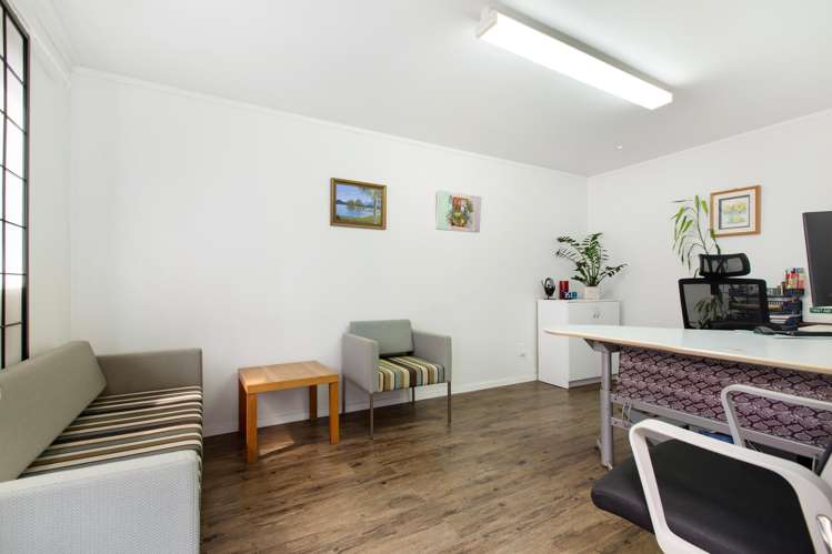 24 Alison Road Surfdale_28