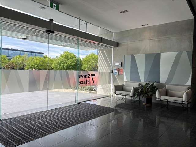 7 Show Place Addington_1