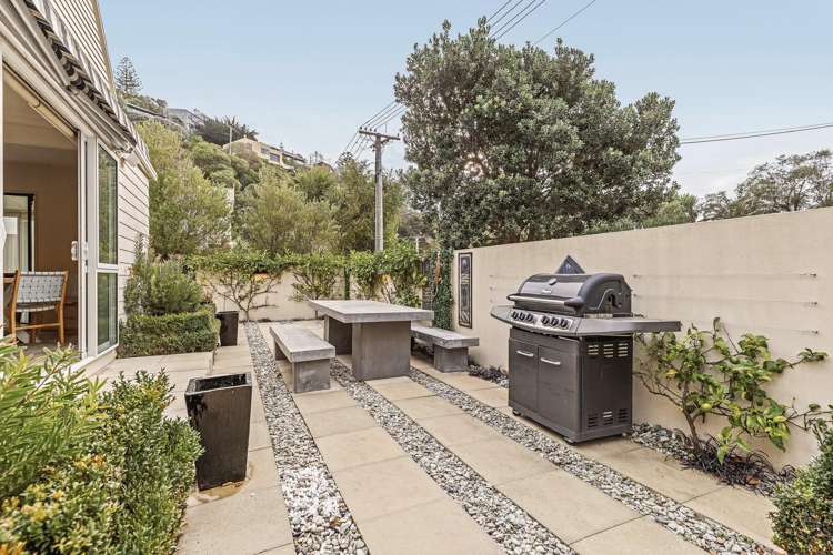 8a Nayland Street Sumner_16