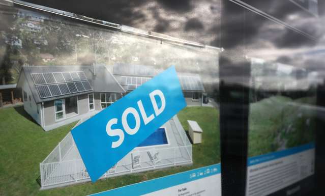 Tony Alexander: How you'll know we're out of the house price slump