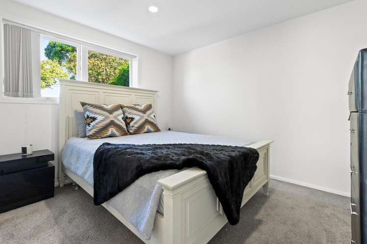 213 Hobsonville Road West Harbour_23