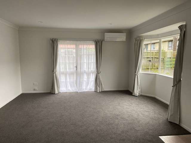 2/21 Opaheke Road Papakura_3