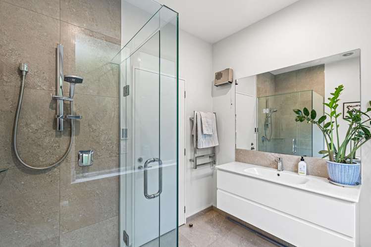 66 Watford Street Strowan_13