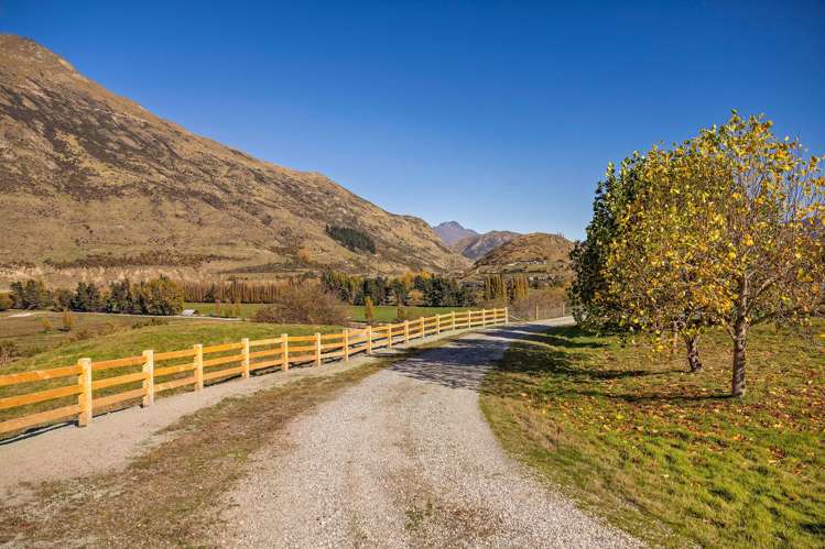114 Alec Robins Road_5