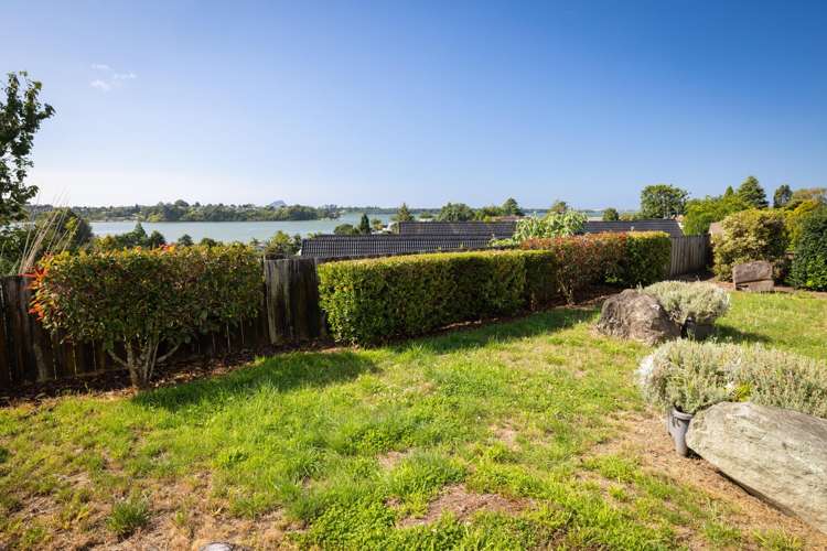 8 Lorrigan Way Welcome Bay_40