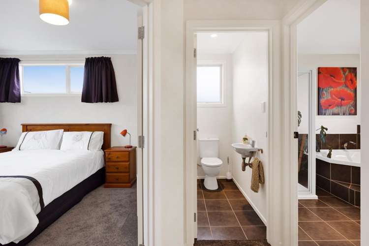 21 Longview Drive Merrilands_18