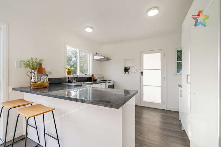 24 Wainuiomata Road Wainuiomata_7