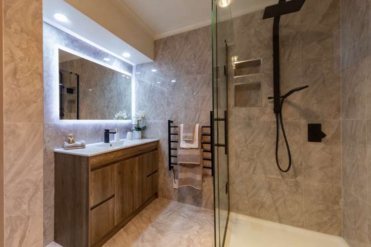 11b Impala Place Hillsborough_13