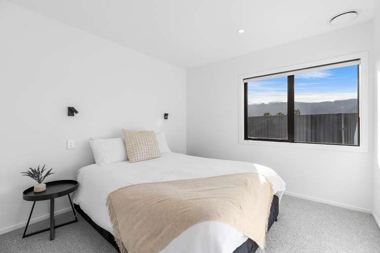 9 Swan Street Lake Hawea_14