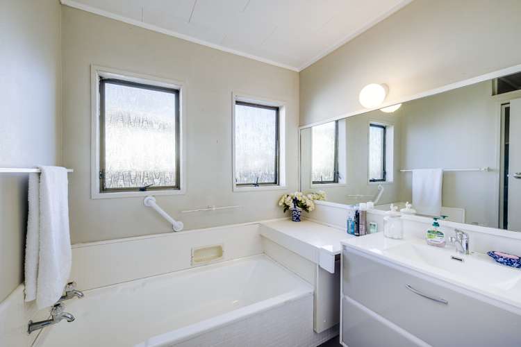 4/92 Guppy Road Greenmeadows_8