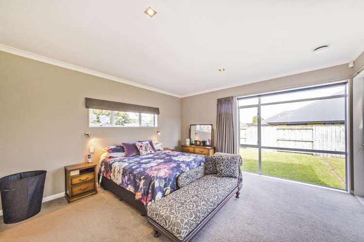 5 Manhattan Court Kelvin Grove_12